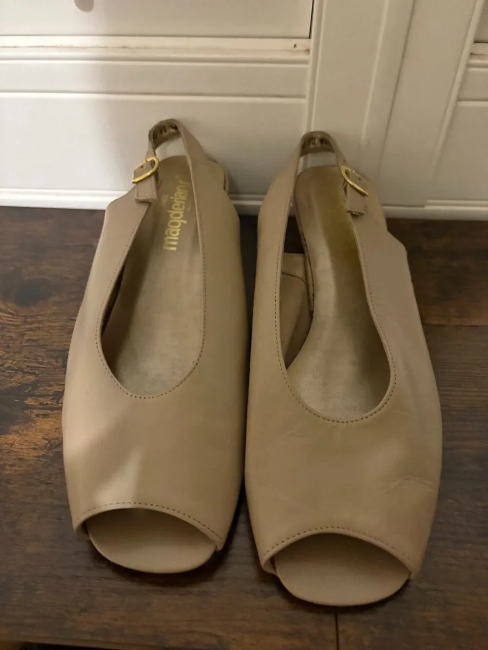 🛍️ California Magdesians Vintage Peep Toe Slingback Heels 10 Neutral Beig